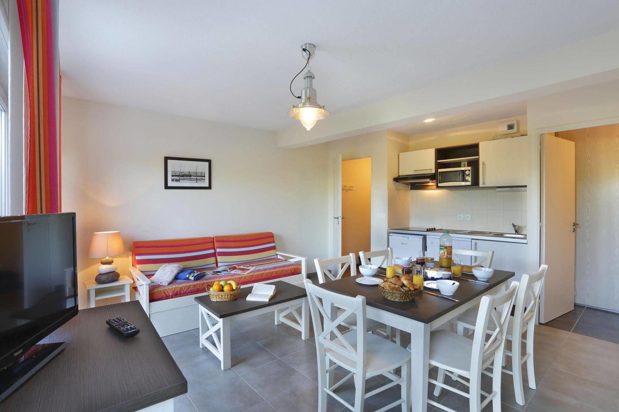 Residence Nemea Les Roches Saint-Pol-de-Leon Ngoại thất bức ảnh