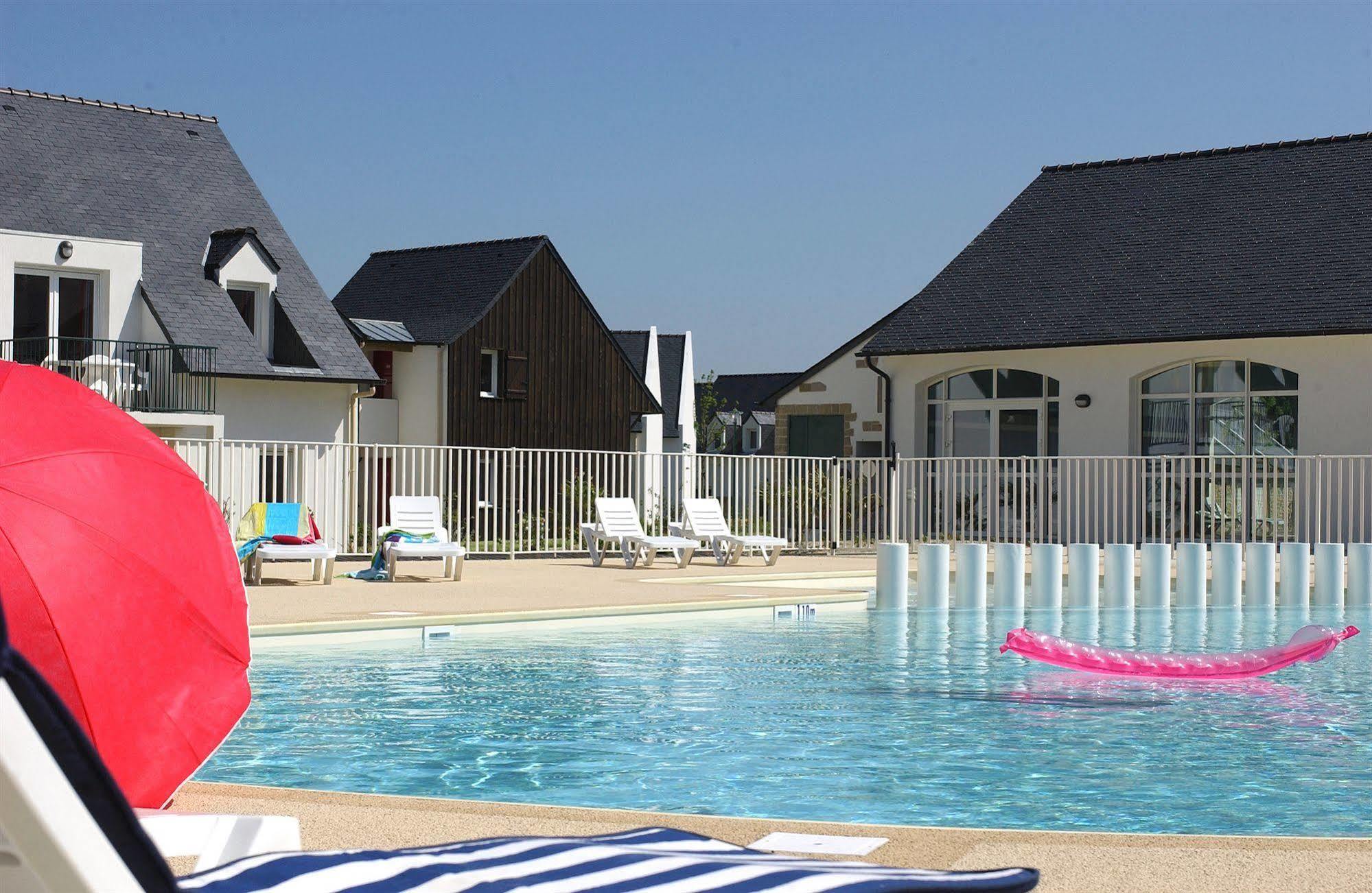 Residence Nemea Les Roches Saint-Pol-de-Leon Ngoại thất bức ảnh